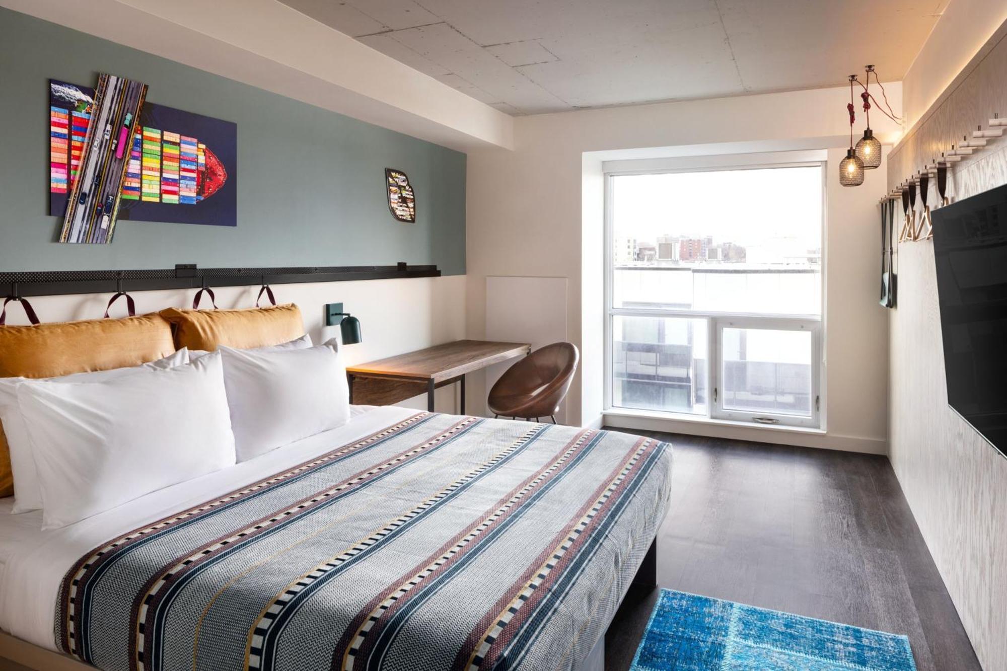 King Room